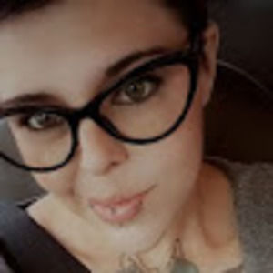 Meet your Posher, Amandia